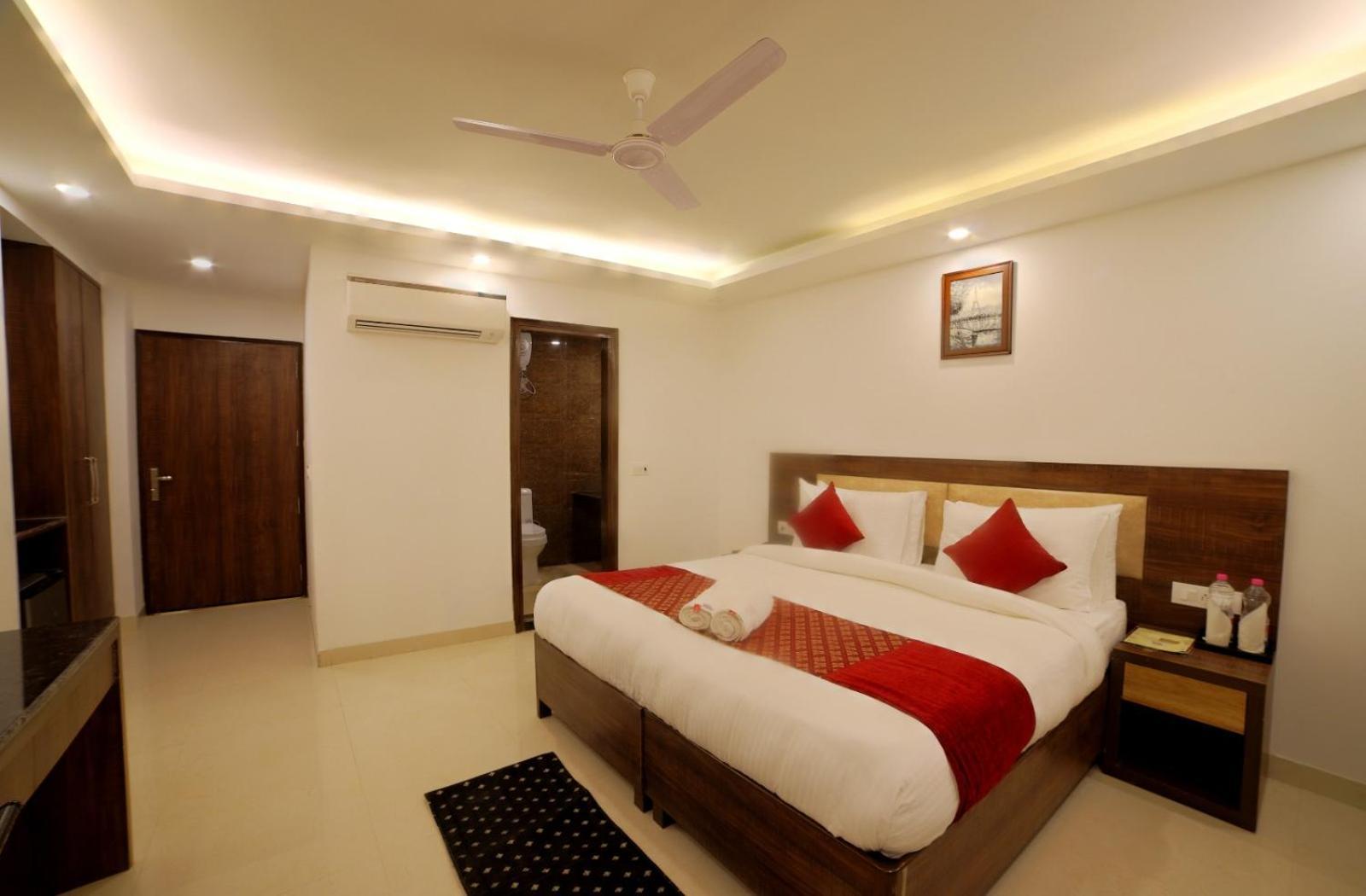 Airport Hotel Chanakya Neu-Delhi Exterior foto