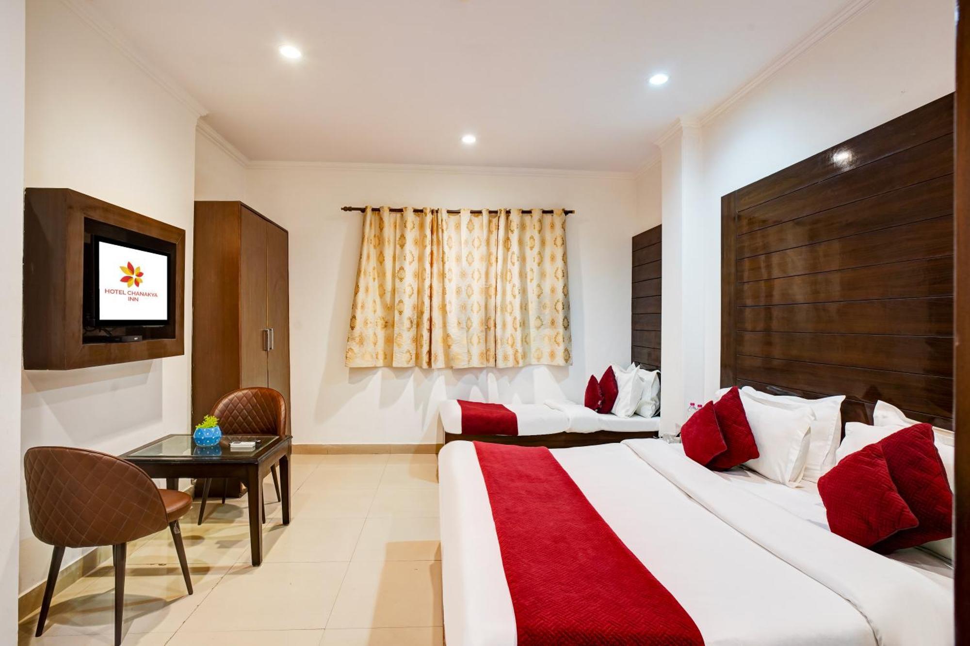 Airport Hotel Chanakya Neu-Delhi Exterior foto