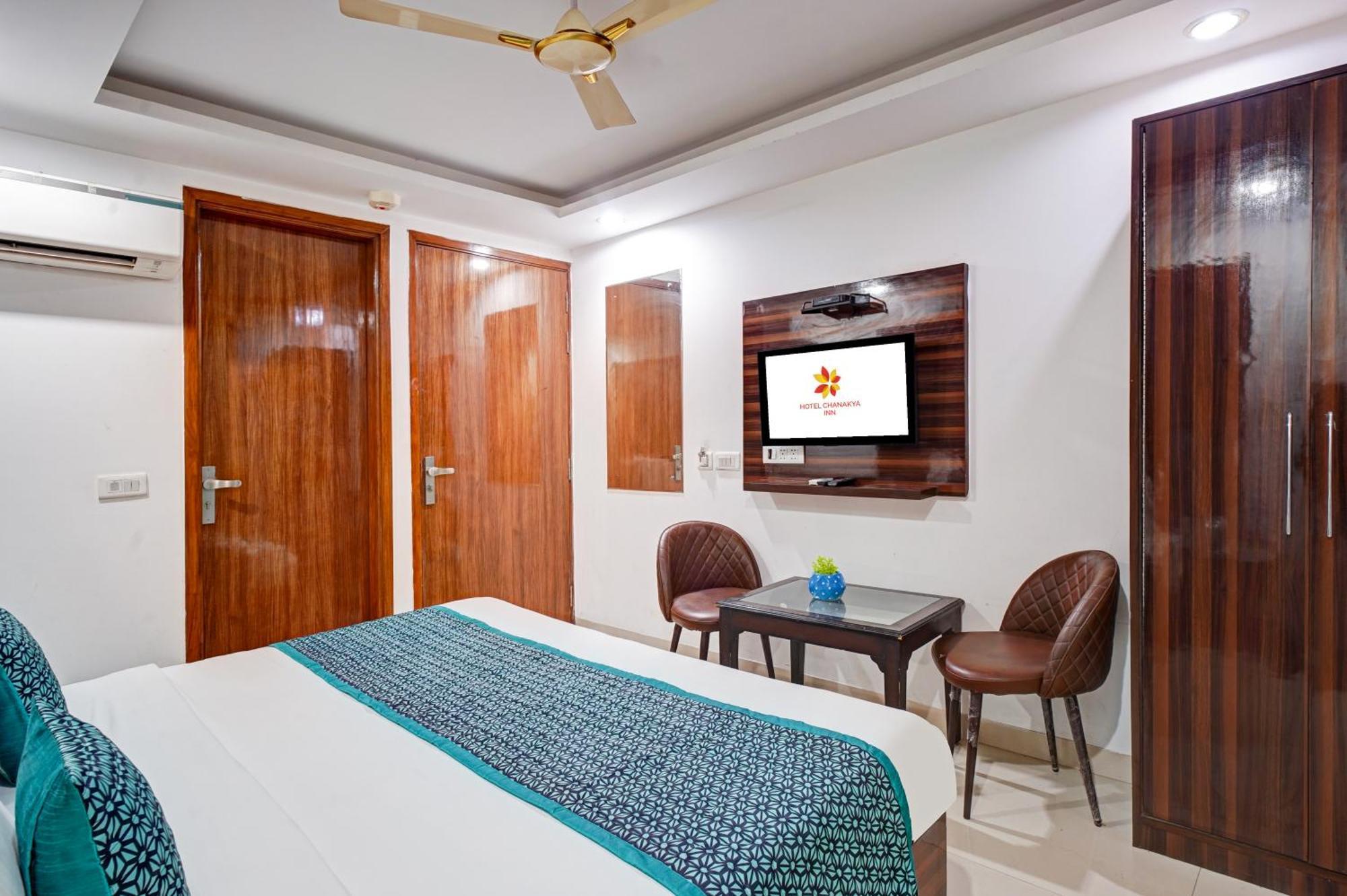 Airport Hotel Chanakya Neu-Delhi Exterior foto