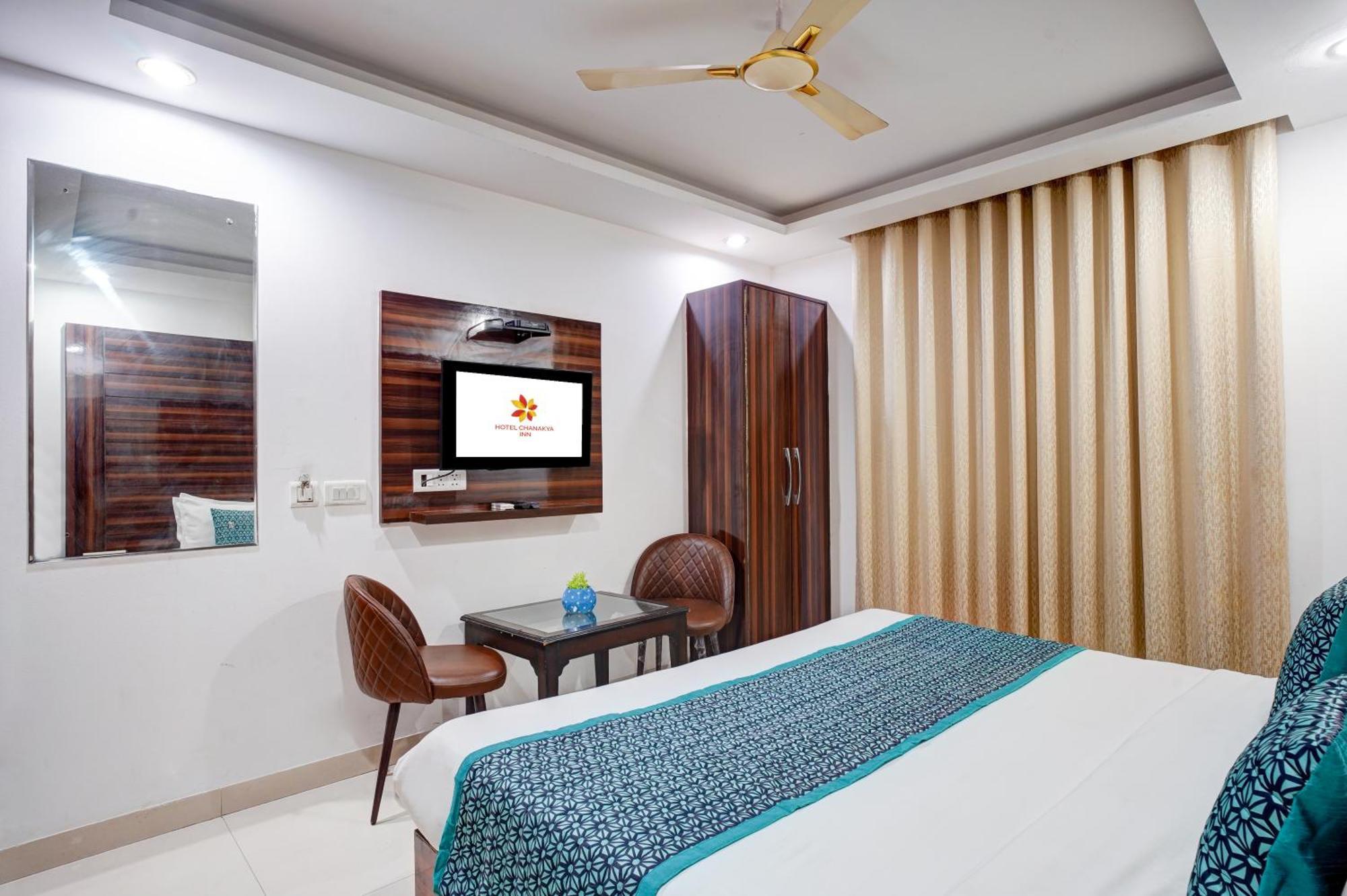 Airport Hotel Chanakya Neu-Delhi Exterior foto