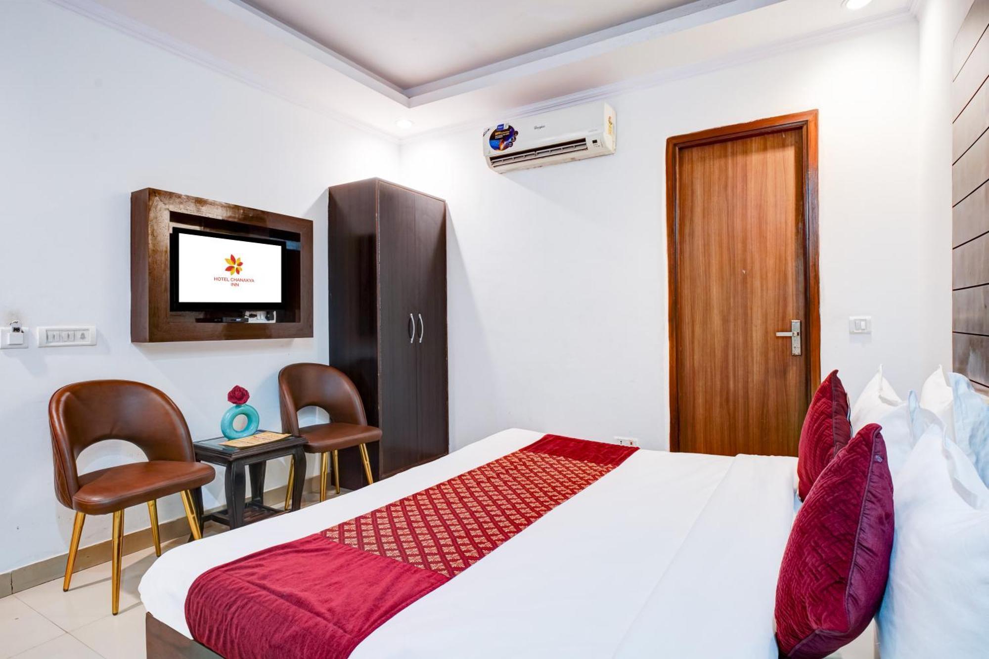 Airport Hotel Chanakya Neu-Delhi Exterior foto